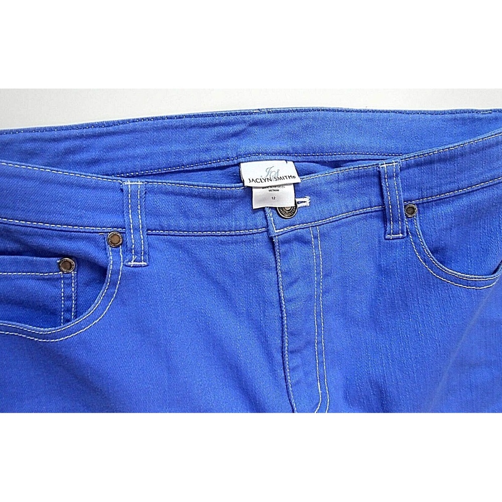 JACKLYN SMITH Blue denim capri jeans Women's Size 12 Slit Inseams